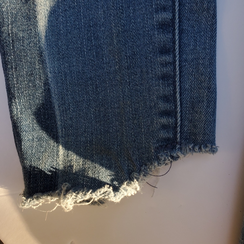 Blue jeans - Picture 2 of 3